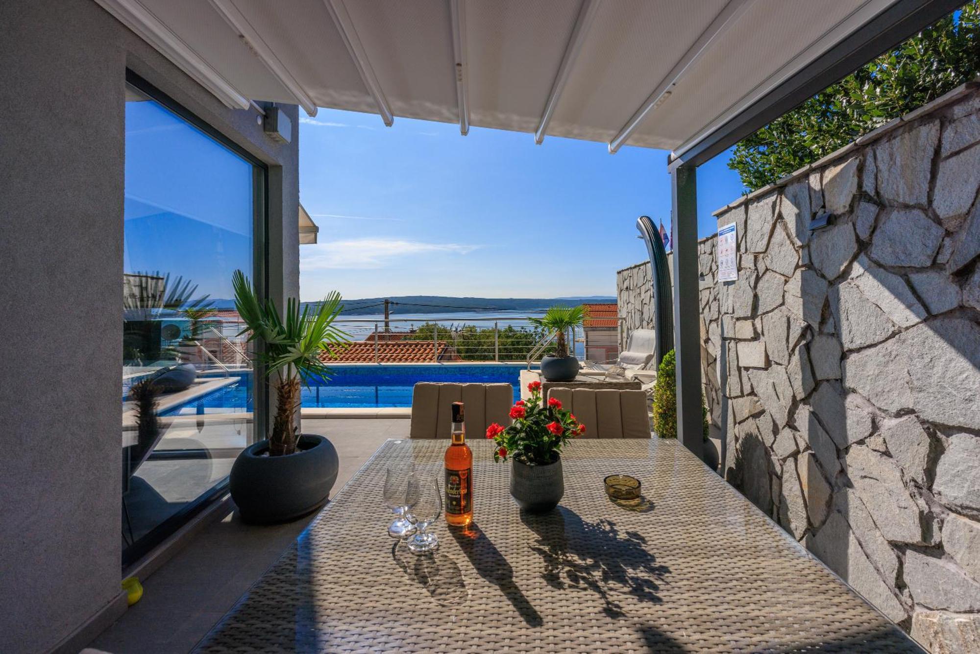 Holiday Home Hojka 2 Dramalj Bagian luar foto